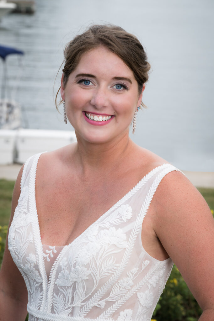 Thousand Islands Club destination wedding on Wellesley Island photographed by experienced photographers